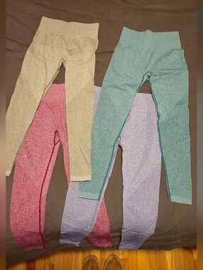 Women's Seamless Ribbed Leggings - Olive, Wine, Cornflower, Green